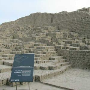 Huaca Pucllana and Larco Museum