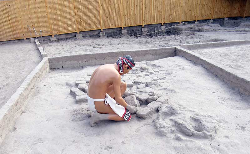 Huaca Pucllana Express